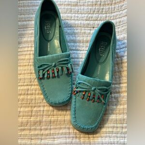 Nickels Soft Poron 4000 Teal Beaded Moccasins Flats – Women’s Size 8/8.5 (Est)